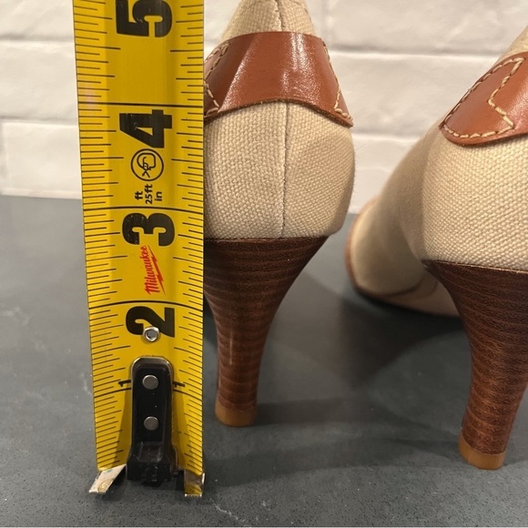 NEW Worthington sz 8 tan and brown spectator peeptoe pumps - Picture 14 of 16